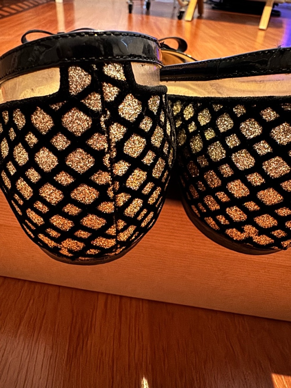 Christian Louboutin Floque Women's Glitter Flats with Bow - Picture 7 of 9